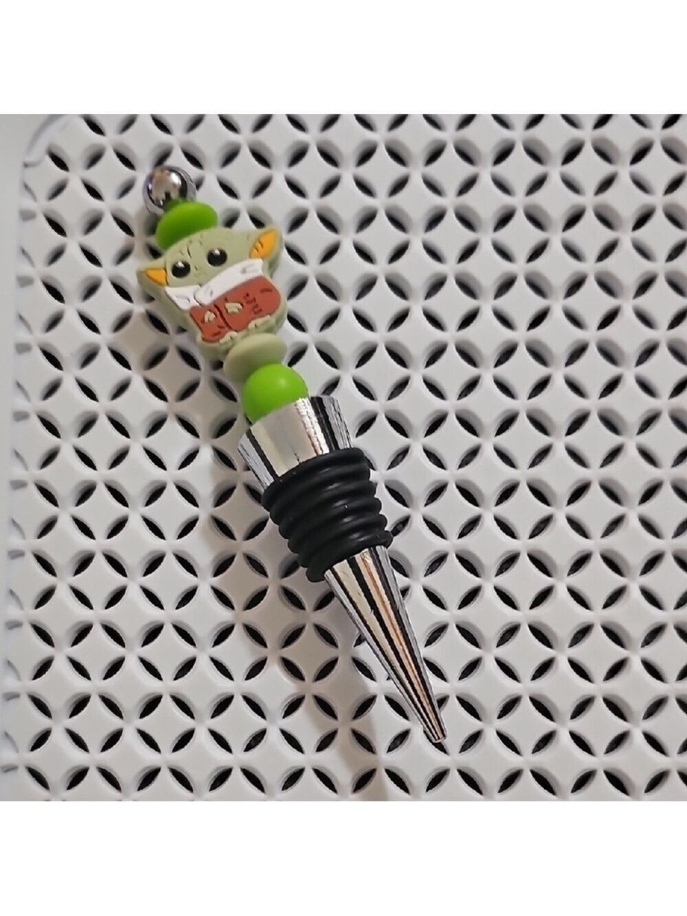 Baby Yoda Beaded Bottle Stopper